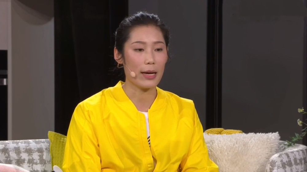 女社长湿润丝袜在线观看